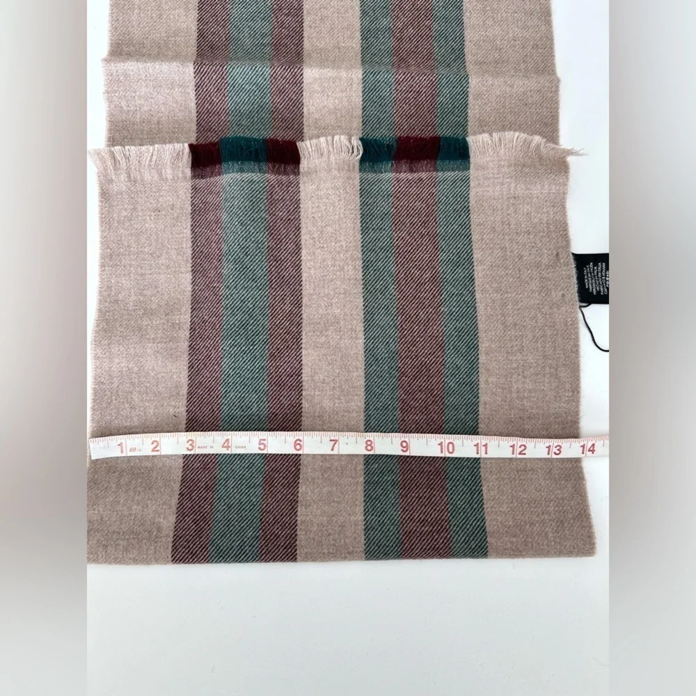 New With Tags Gucci 100% Wool Green Red Brown 387574 Shawl Stall Striped Scarf